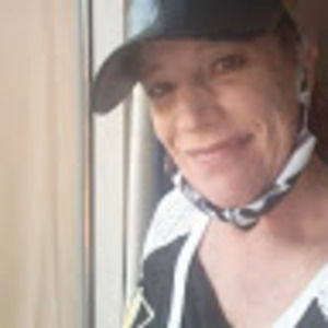 Meet your Posher, Joanne e